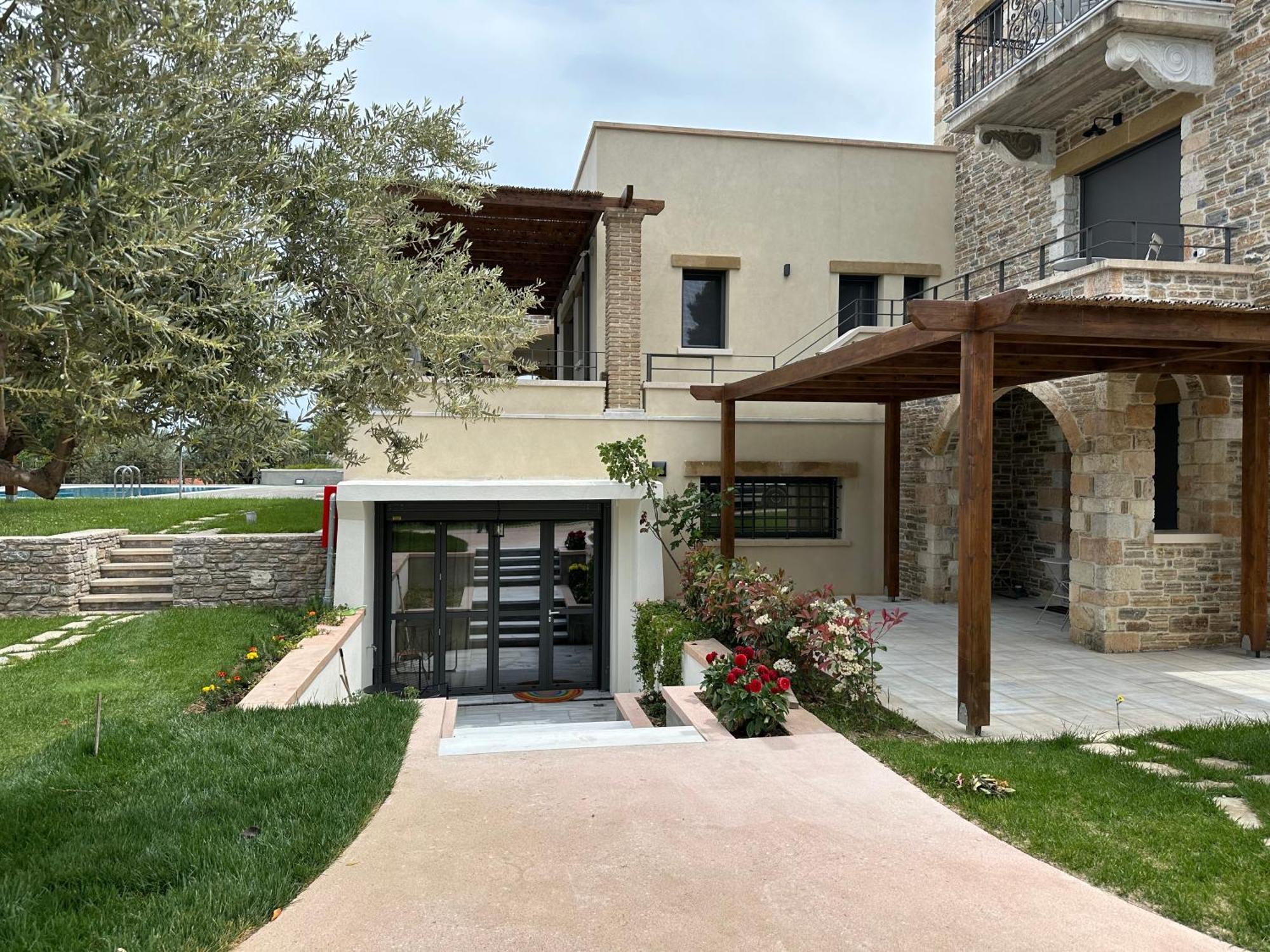 Villa Kalamos / Sea View And Pool Nearby Athens Exterior photo